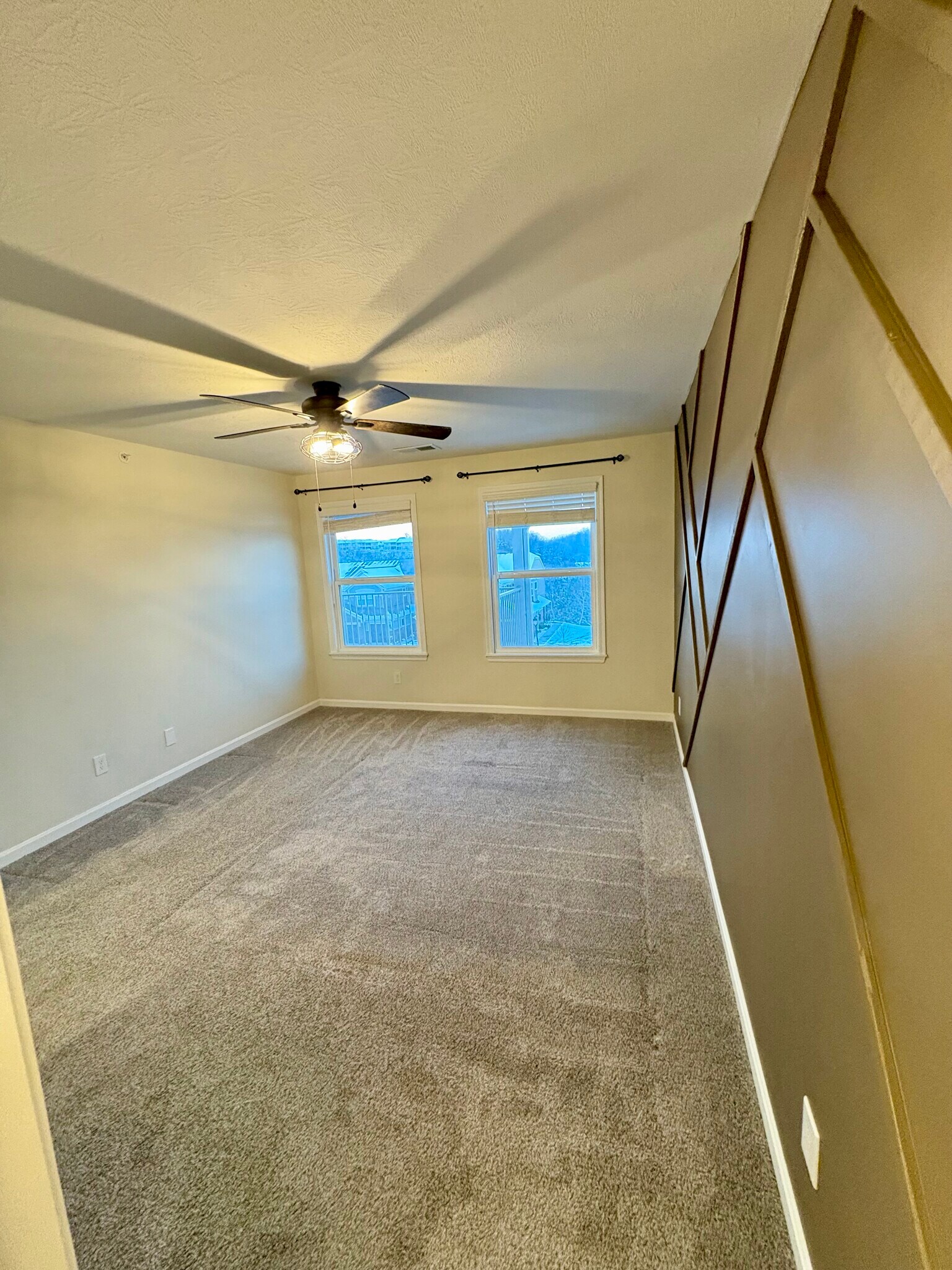 Building Photo - 7568 Woodhaven Ct