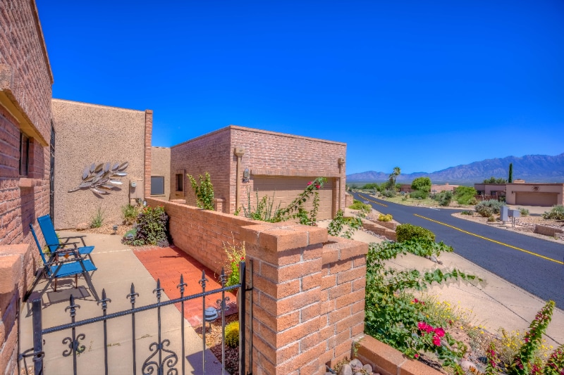 Building Photo - 1230 W Camino del Pato