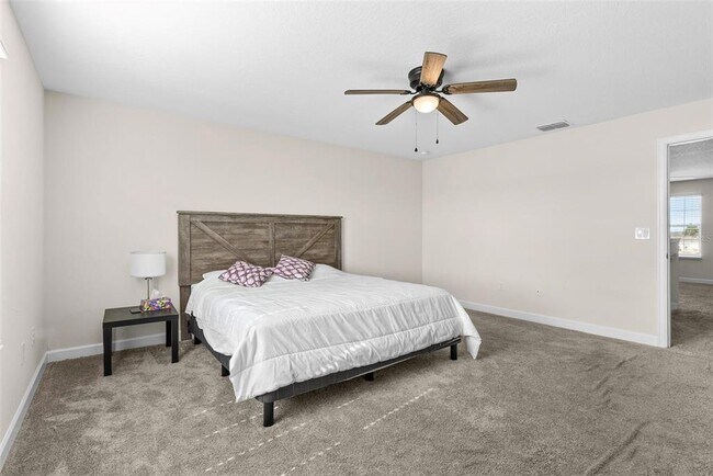 Building Photo - 740 Simone Ct