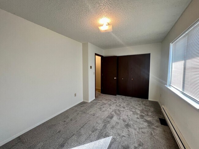 Building Photo - Townhome in Rifle