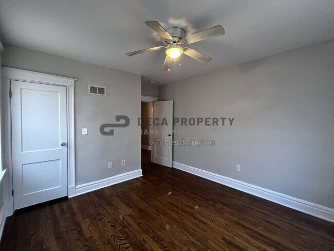 Building Photo - 4051 Giles Ave