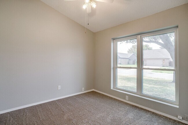 Building Photo - 4017 River Birch Rd