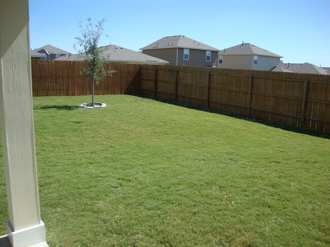 Building Photo - Horizon Pointe