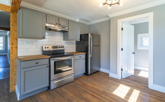 Building Photo - 1900 Edgewood Ave