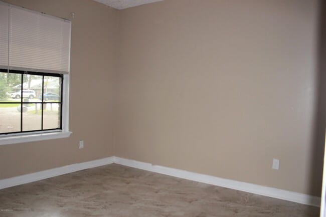 Building Photo - 6310 Delacy Rd