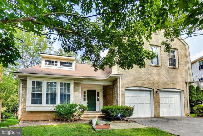 Building Photo - 12004 Montrose Village Terrace