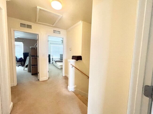 Building Photo - 558 Wingspan Way