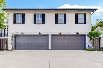 Building Photo - 6012 Kirby Dr