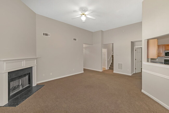 Building Photo - 2520 Thunder Basin Way