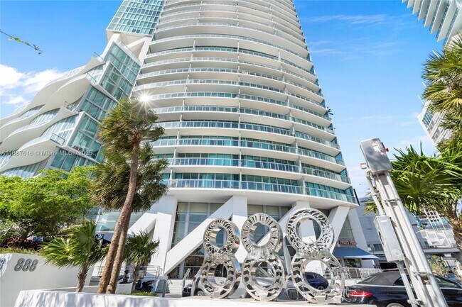 Building Photo - 888 Biscayne Blvd