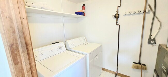 Building Photo - 56 Sheep Ridge Rd