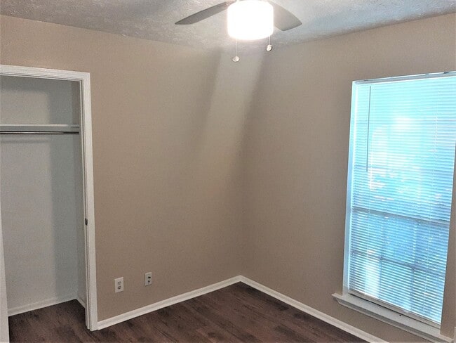 Building Photo - Charming 3-Bedroom, 2-Bath Home in Eastern...