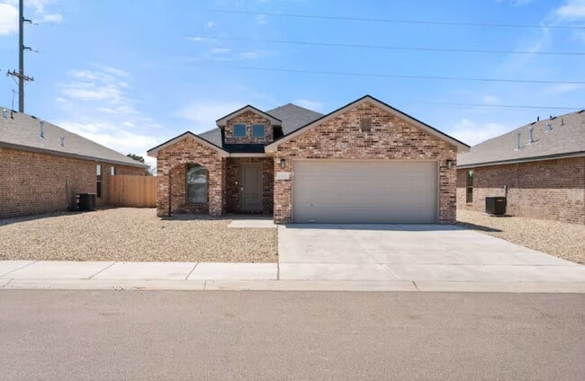 Building Photo - Bring your suit case, we’ll handle the rest! Fully furnished in Upland West!
