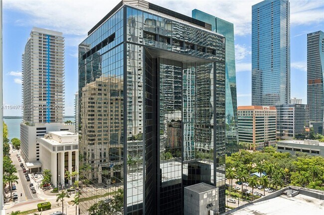 Building Photo - 1080 Brickell Ave