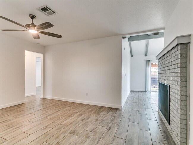 Building Photo - 2808 SW 88th St