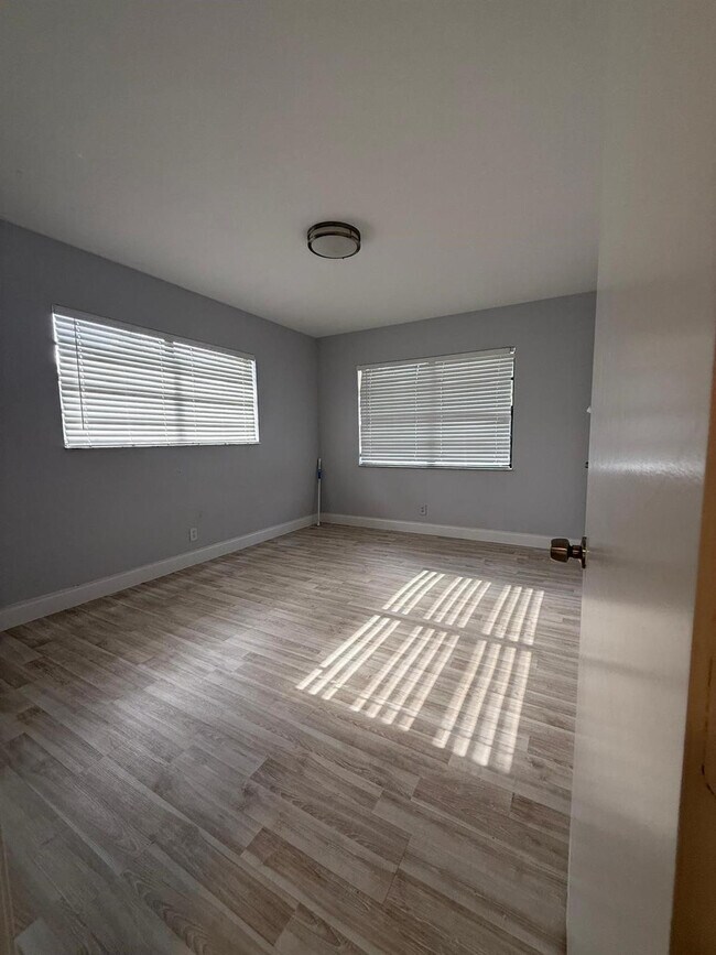 Building Photo - 11596 NW 45th St