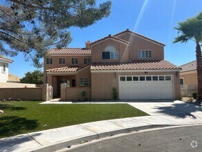 Building Photo - GORGEOUS 2 STORY SPACIOUS 4 BEDROOM HOUSE ...