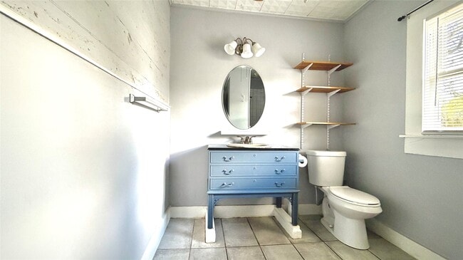 Building Photo - 102 Beauregard St