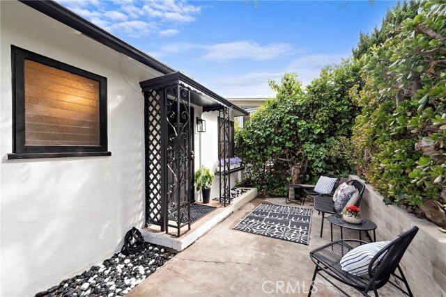 Building Photo - 189 Lower Cliff Dr