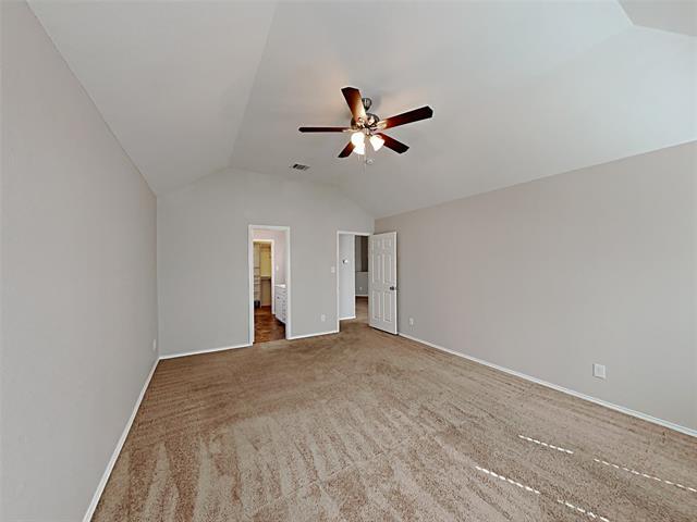 Building Photo - 632 Hutchins Dr