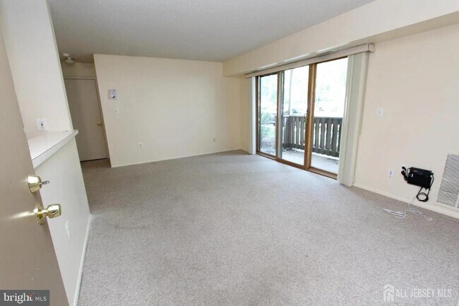 Building Photo - 1105 Aspen Dr