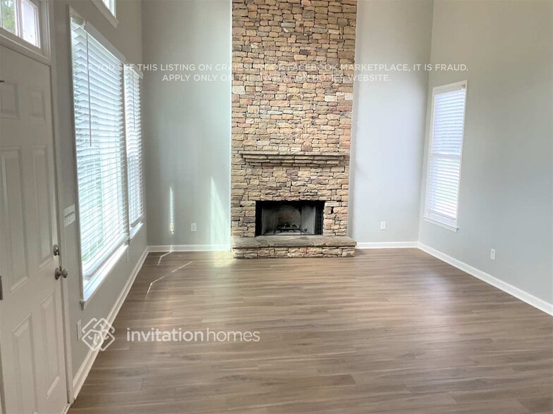 Building Photo - 2071 Fairmont Run