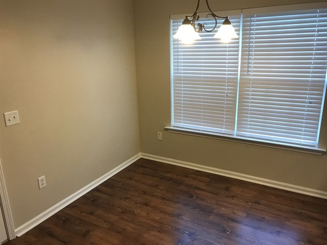 Building Photo - 434 Roberts Way