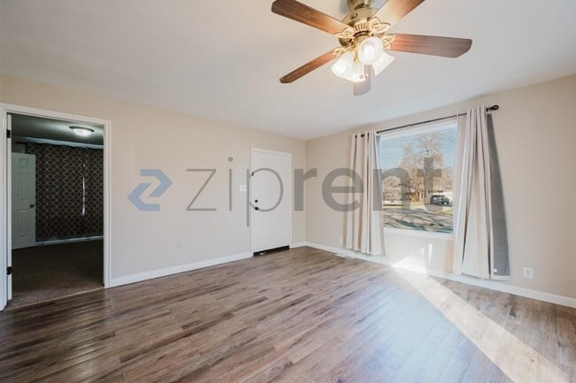 Building Photo - 593 W 1020 S