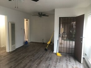 Building Photo - 3477 Carmona Ave