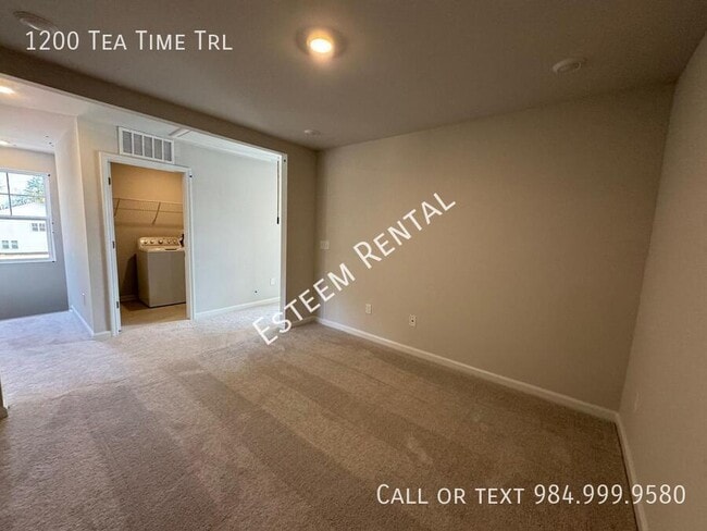 Building Photo - 1200 Tea Time Trl
