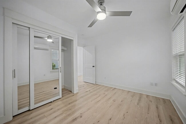 Building Photo - 2817 Avenue Q