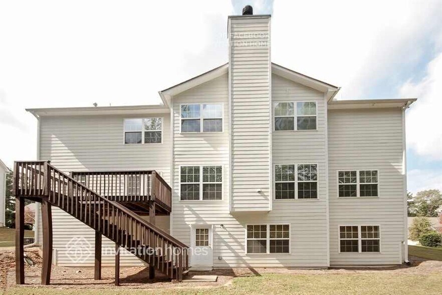 Building Photo - 6323 Rooks Pass SE