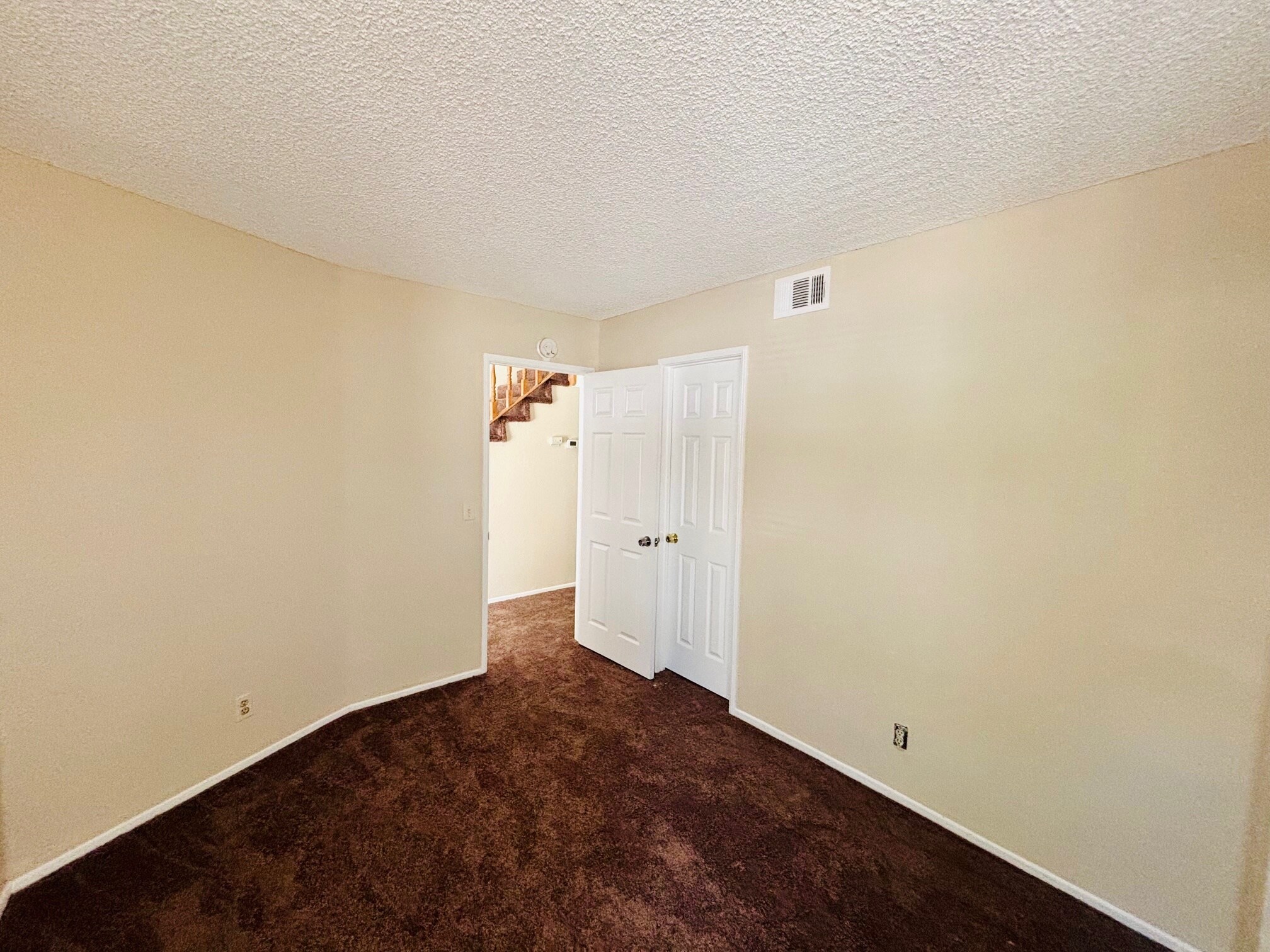 Building Photo - 43242 Cottage Ln