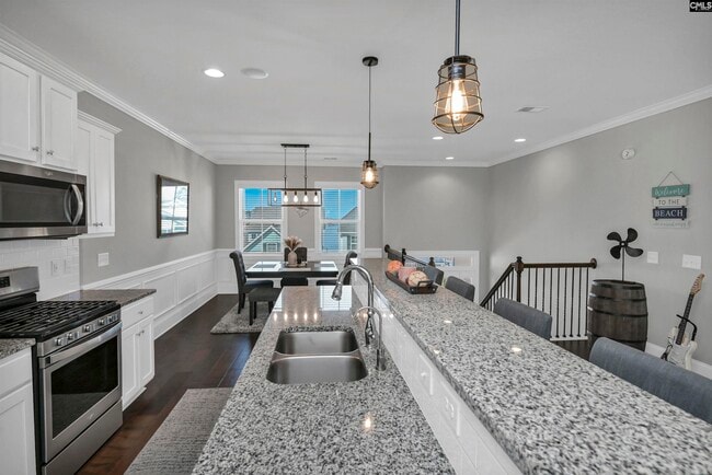 Building Photo - 362 Cabana Wy