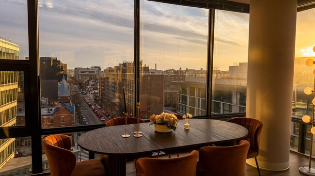 Building Photo - 1901 9th St NW