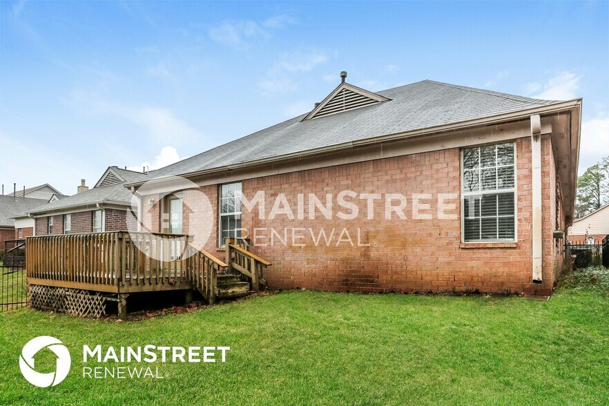 Building Photo - 924 Dalemore Ln