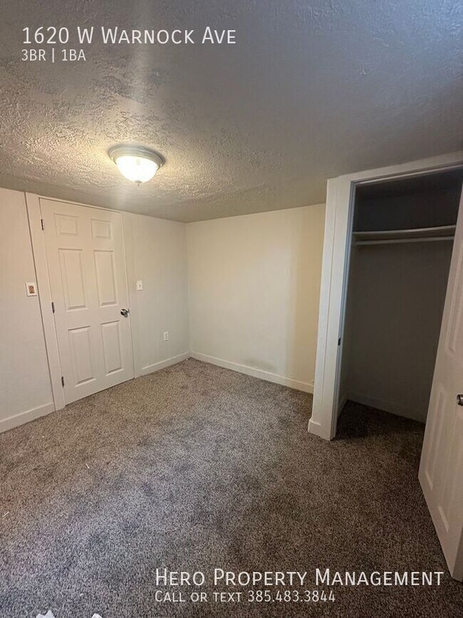 Building Photo - 1620 W Warnock Ave