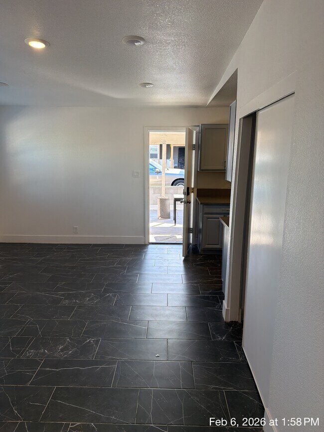 Building Photo - 2812 Richfield Blvd