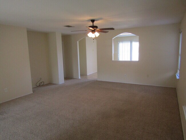 Building Photo - 3913 Haleys Way