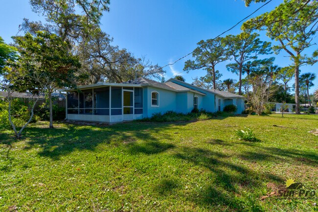 Building Photo - 5505 Magnolia Ave