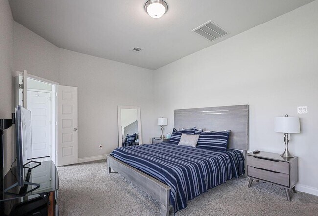 Building Photo - 16323 Pintado Forest Rd
