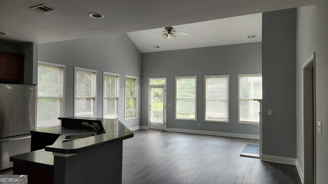 Building Photo - 1801 Orange Grove Pl