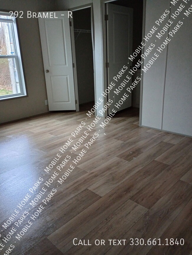 Building Photo - 292 Bramel-R