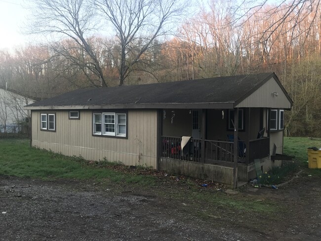 Building Photo - 32 Counterfeit Way