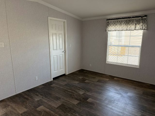 Building Photo - 7255 Greenbrier Village Rd