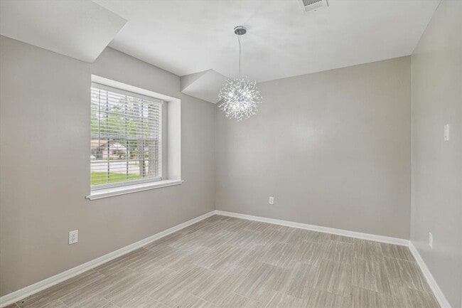 Building Photo - 13910 E Cypress Forest Dr