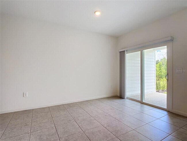 Building Photo - 2542 Grey Hawk Dr
