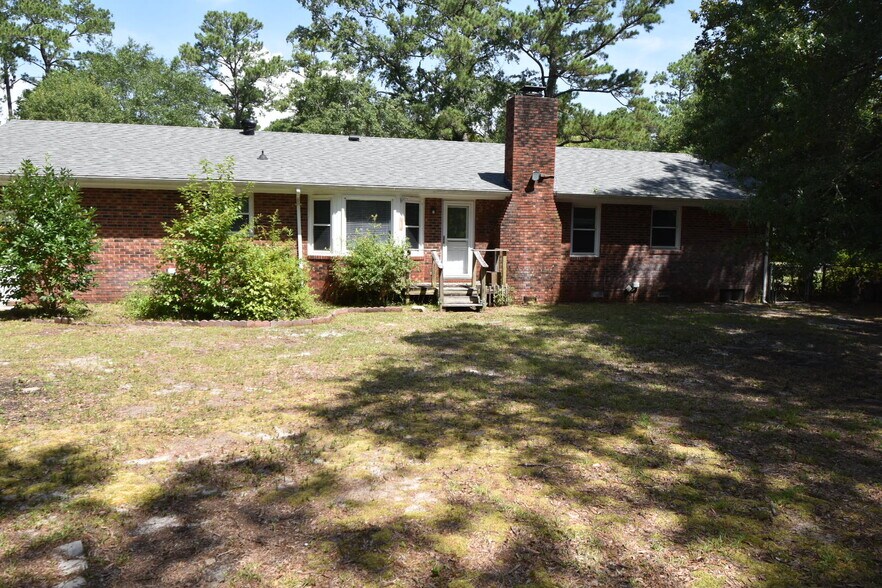 Building Photo - 1502 Parmele Dr