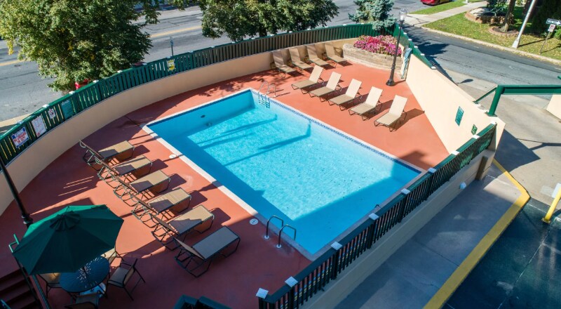 Building Photo - 301 Chestnut St