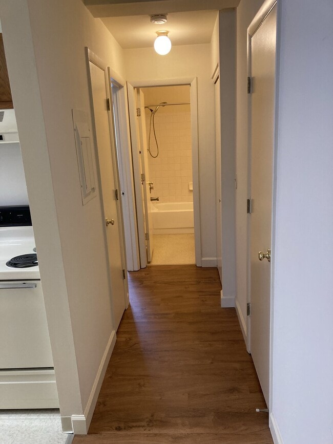 Building Photo - Broadway Apartments